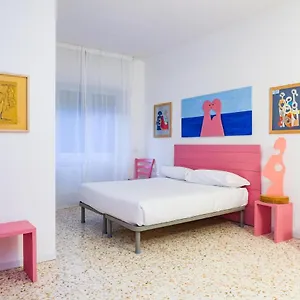 https://lia-art-hotel.hotelitalianriviera.com