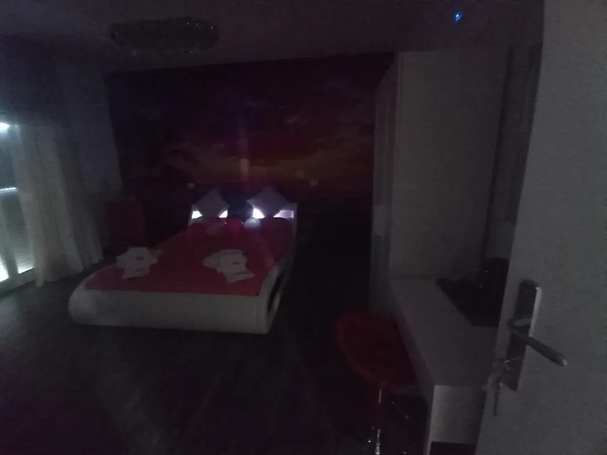 Bed & Breakfast Il Paradiso Di Marilyn Pace Del Mela Italien